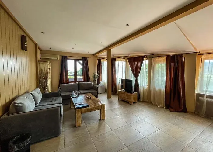 Complex Katalina ホテル 3*