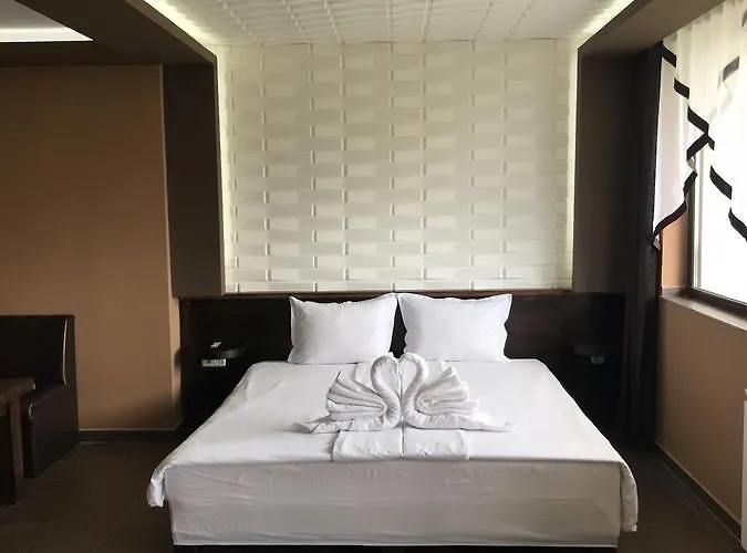 Complex Katalina 3* Tsigov Chark