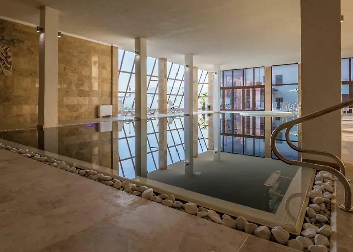 Complex Katalina ホテル 3*